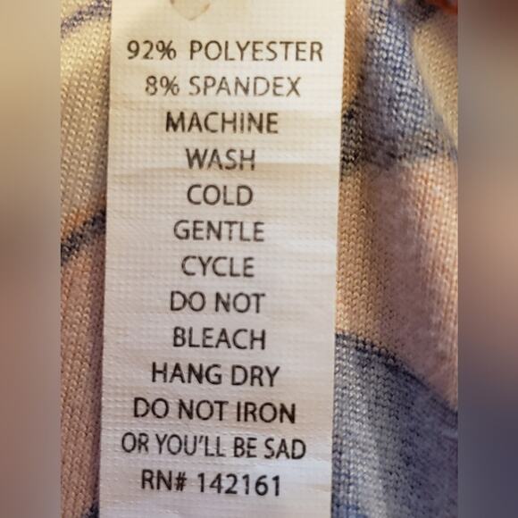 LuLaRoe pants Tall and Curvy floral roses - Picture 6 of 7